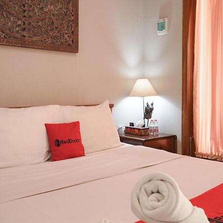 Reddoorz Near Mertasari Beach 2 Pesanggaran ภายนอก รูปภาพ