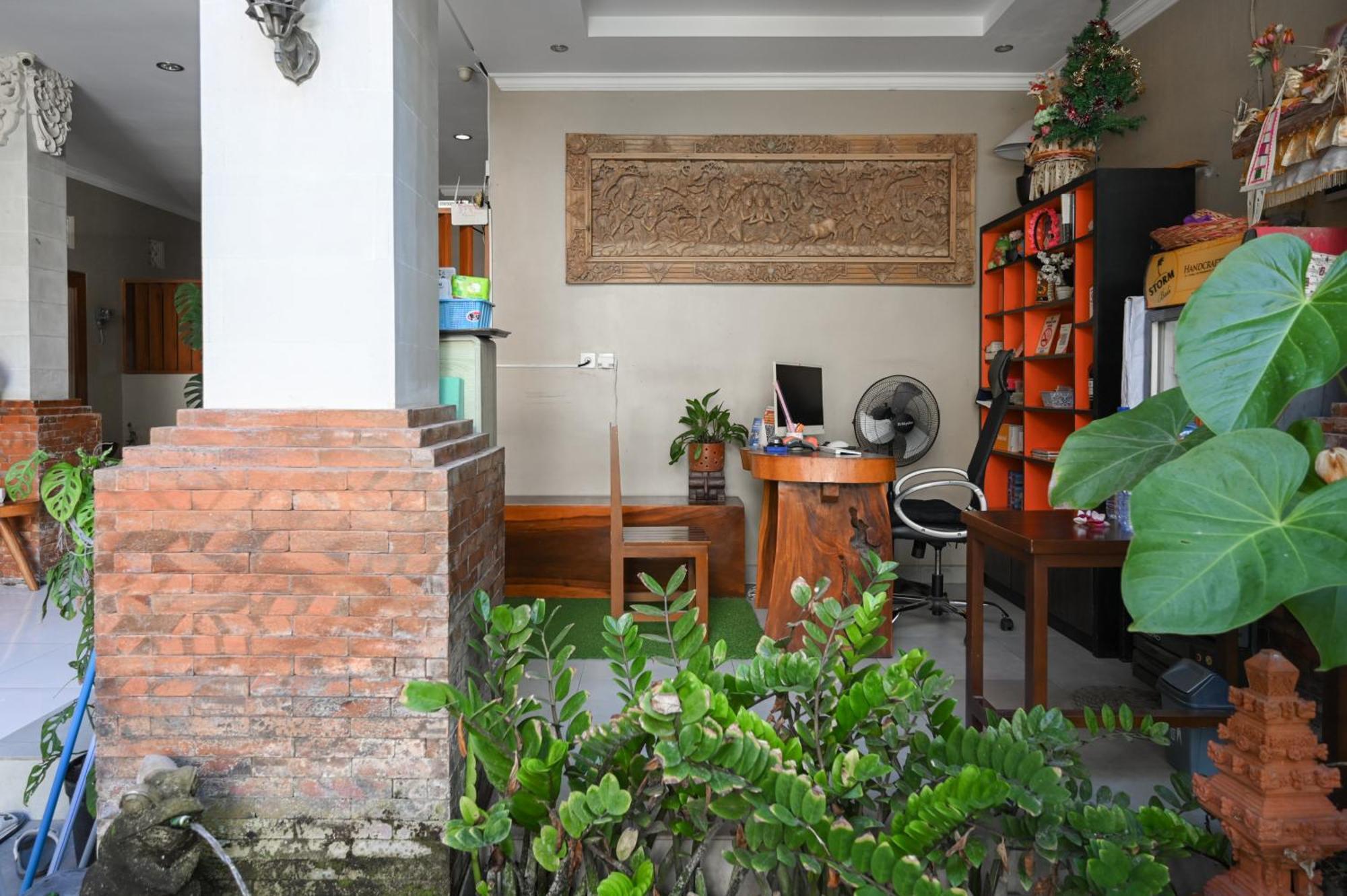 Reddoorz Near Mertasari Beach 2 Pesanggaran ภายนอก รูปภาพ