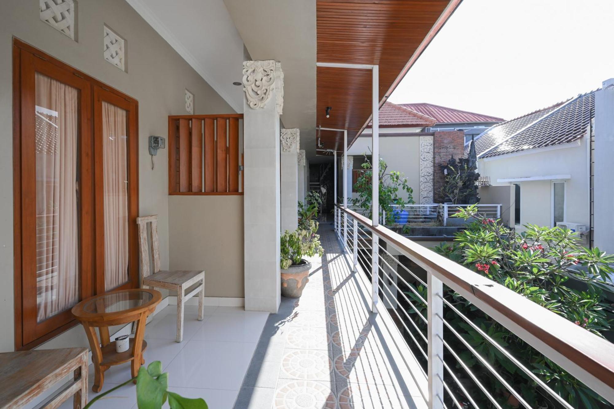 Reddoorz Near Mertasari Beach 2 Pesanggaran ภายนอก รูปภาพ