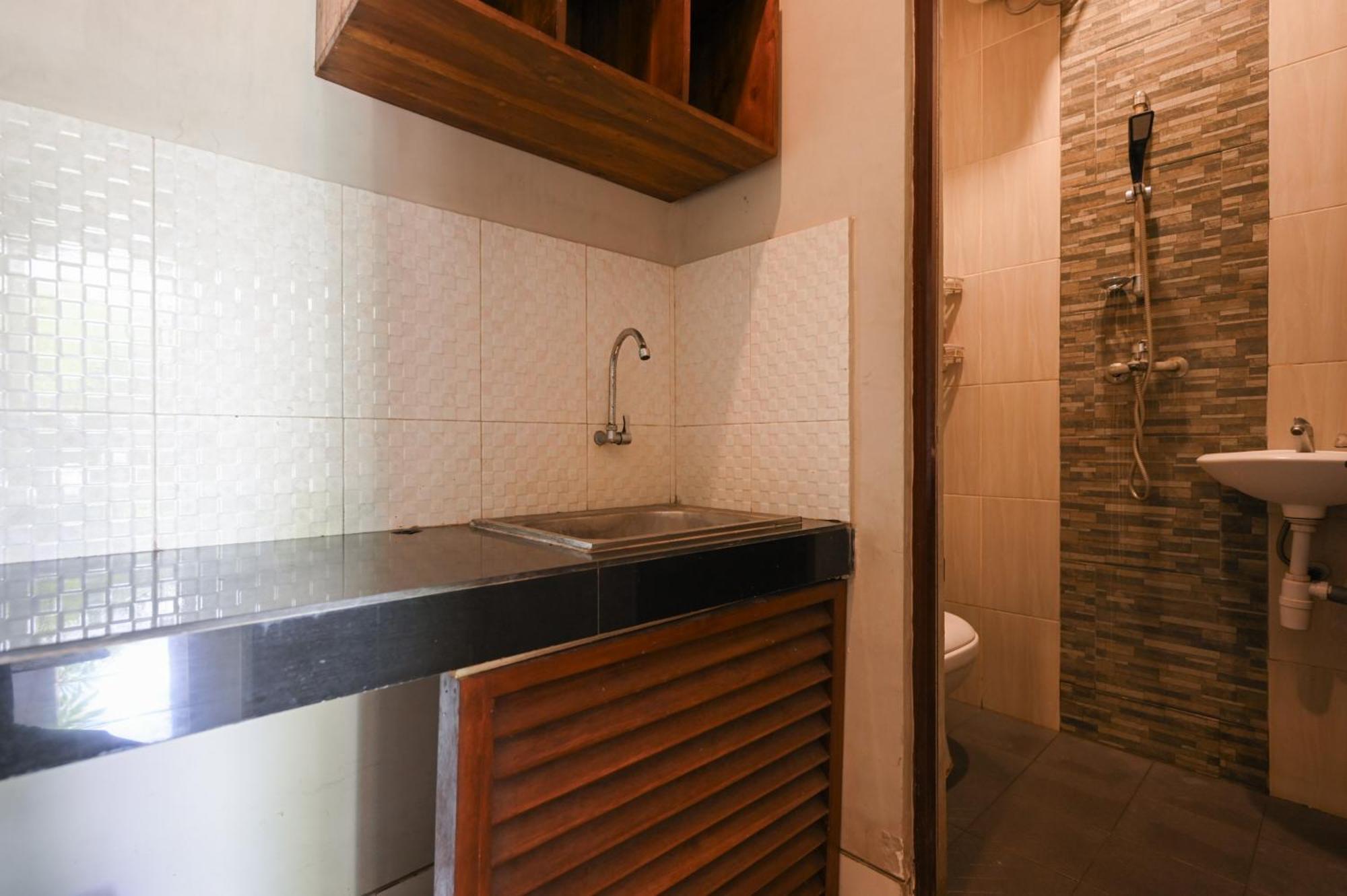 Reddoorz Near Mertasari Beach 2 Pesanggaran ภายนอก รูปภาพ