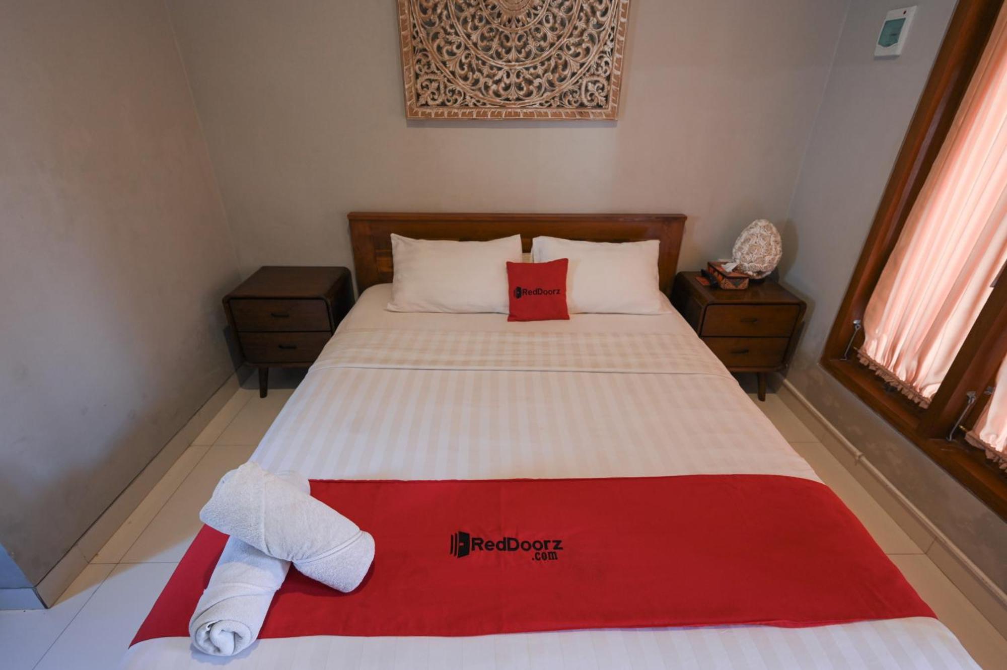 Reddoorz Near Mertasari Beach 2 Pesanggaran ภายนอก รูปภาพ