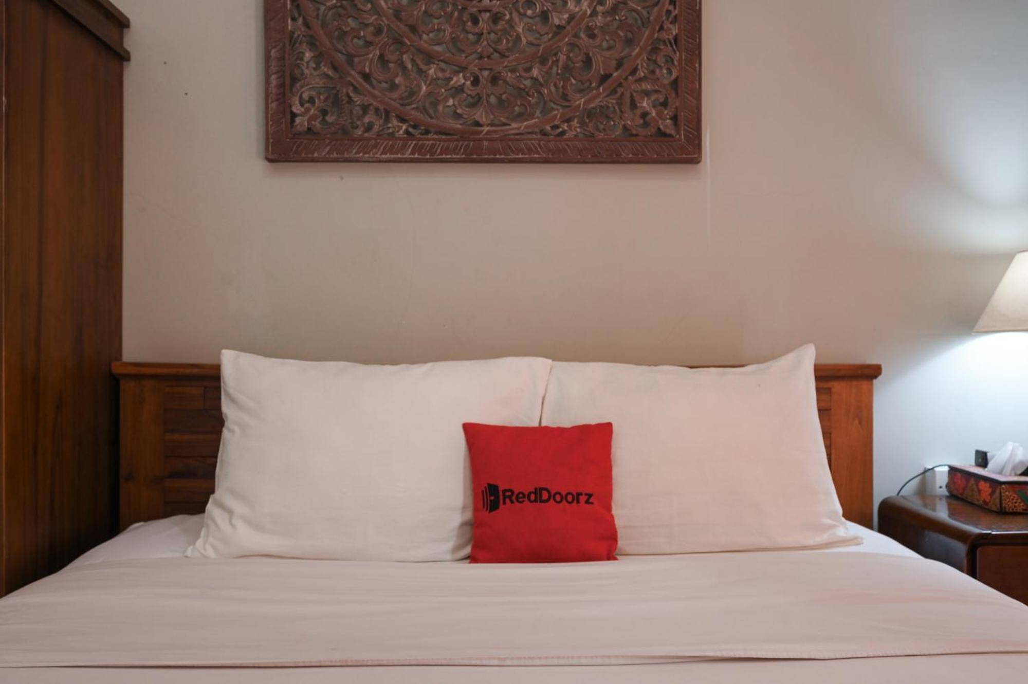 Reddoorz Near Mertasari Beach 2 Pesanggaran ภายนอก รูปภาพ